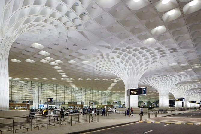 Mumbai Airport Transfer in Private Vehicle - Meet-and-Greet: Getting to the Right Car Fast