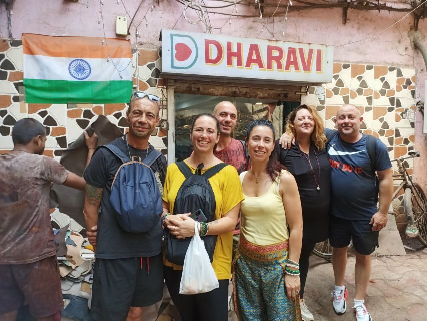 Mumbai: Bollywood Studio Guided Tour with Tickets - Dance hall with a real stage: 3–4 live performances and some participation