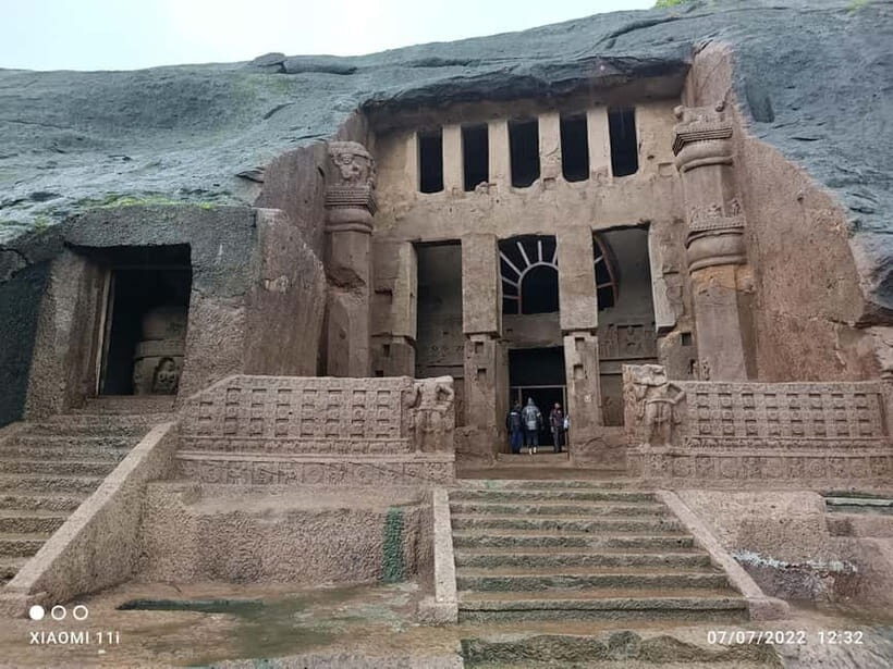 Mumbai: Buddhist Kanheri Caves with Golden Pagoda Temple - Kanheri Caves: Mumbai’s Quiet Time Machine