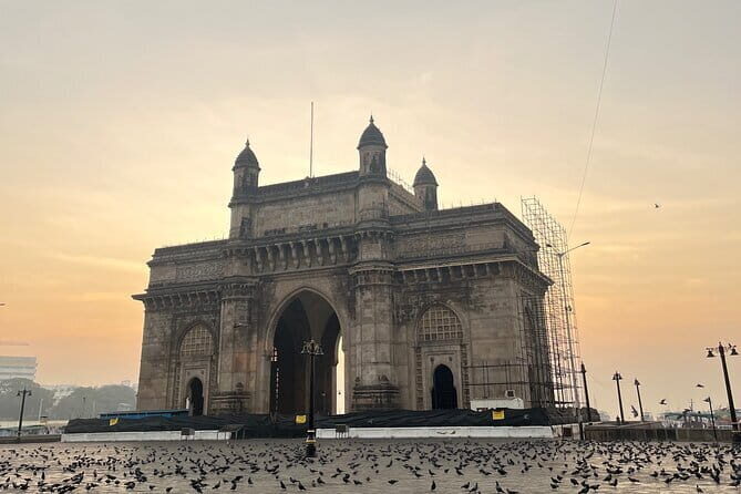 Mumbai By Dawn Morning Markets & The World’s Largest Laundry - Key things I’d plan around