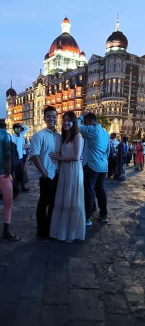Mumbai By Night: Lights & Luminance - Guides, Stories, and the Photo Factor (Why Some Tours Feel Easy)