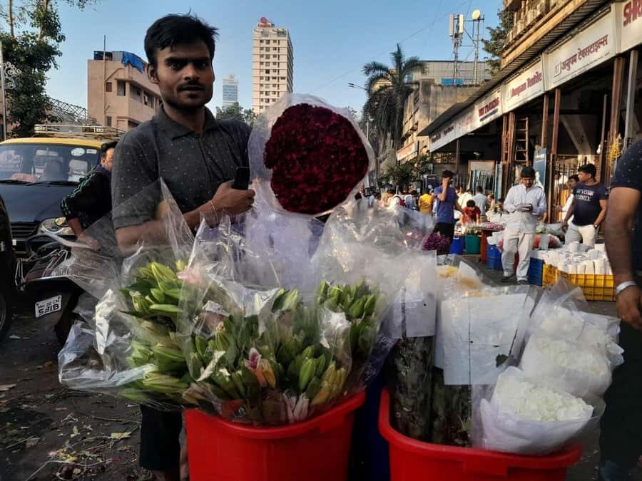 Mumbai City At Dawn, Visit the Unexplored Spots. - Dhobi Ghat: the world’s largest open-air laundry, up close