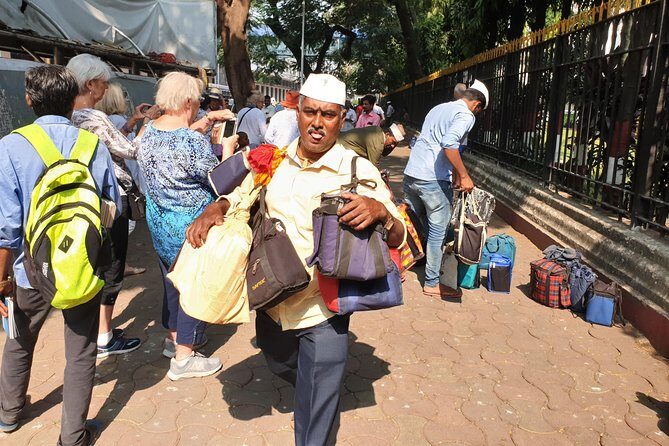 Mumbai City + Dabbawala aka Lunchbox + Train Ride Tour - The Unfeigned Mumbai. - Churchgate to Dhobi Ghat: Watching the Lunchbox and Laundry Systems at Work