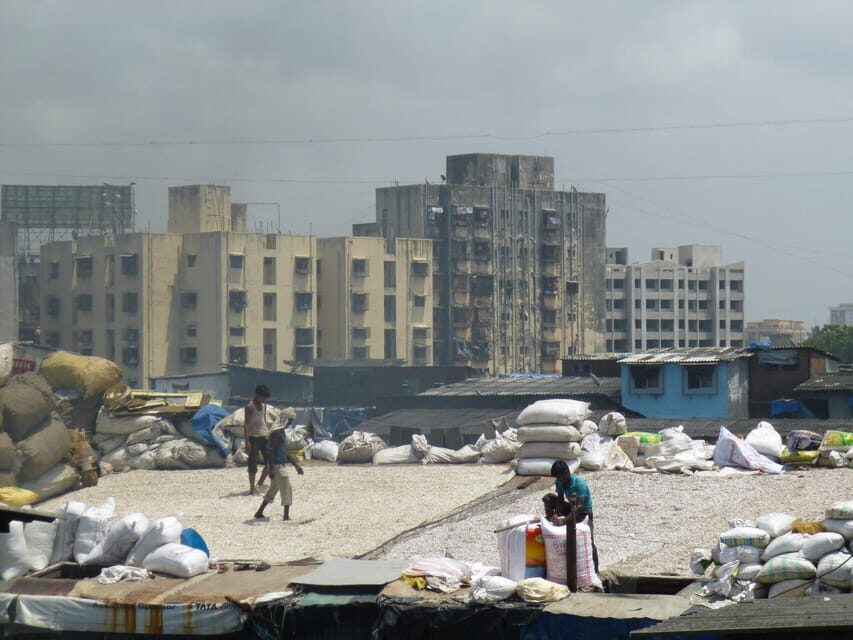 Mumbai: Dharavi Slum 2-Hour Walking Tour - Meeting the Guide: Why Local Perspective Changes Everything