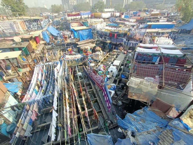 Mumbai: Dharavi Slum and Dhobi Ghat Tour with Train Ride - A fast way to see two Mumbai worlds: Dhobi Ghat to Dharavi