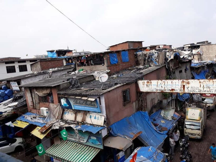 Mumbai: Dharavi Slum and Dhobi Ghat Tour with Train Ride - What to wear: simple rules that help you enjoy the tour