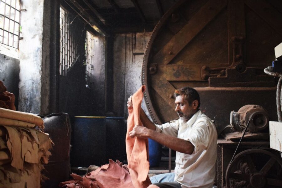 Mumbai: Dharavi Walking Tour with Options - Temples, mosques, churches, and pagodas side by side