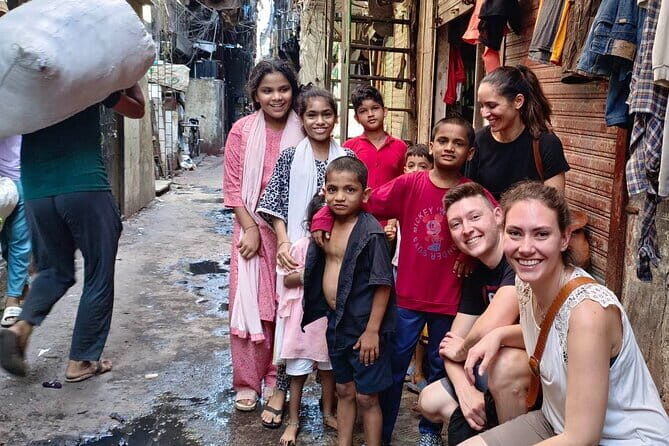 Mumbai: Dhobi Ghat Laundry & Dharavi Slum Tour with a Local - Dharavi: daily life, real businesses, and stereotype-proofing on foot