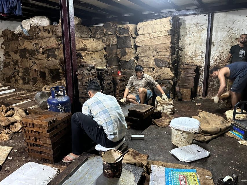 Mumbai: Discover India's Largest Slum -A Local's Perspective - Cost and Value: What $10 Buys in 2 Hours