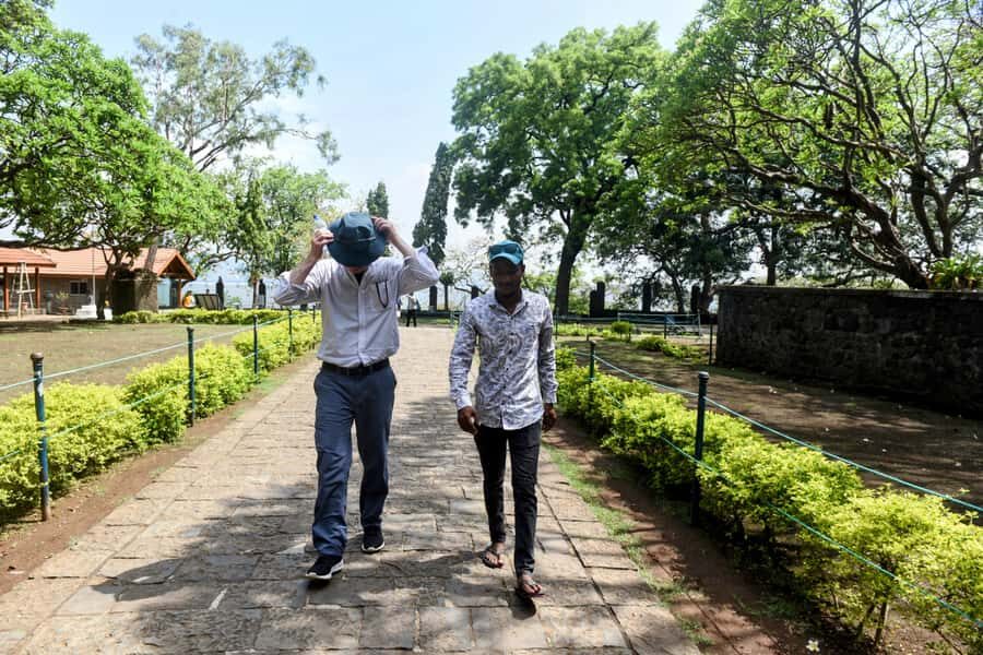 Mumbai: Elephanta Caves: Island Tour With Options - Refreshments and the Return Trip: Don’t Forget the Food Plan