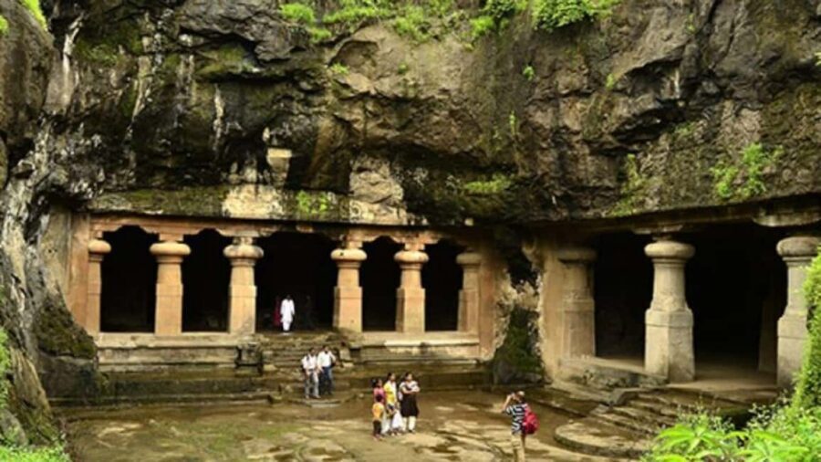 Mumbai: Exclusive Tour with Dharavi Slum & Elephanta Cave - Key reasons this tour works
