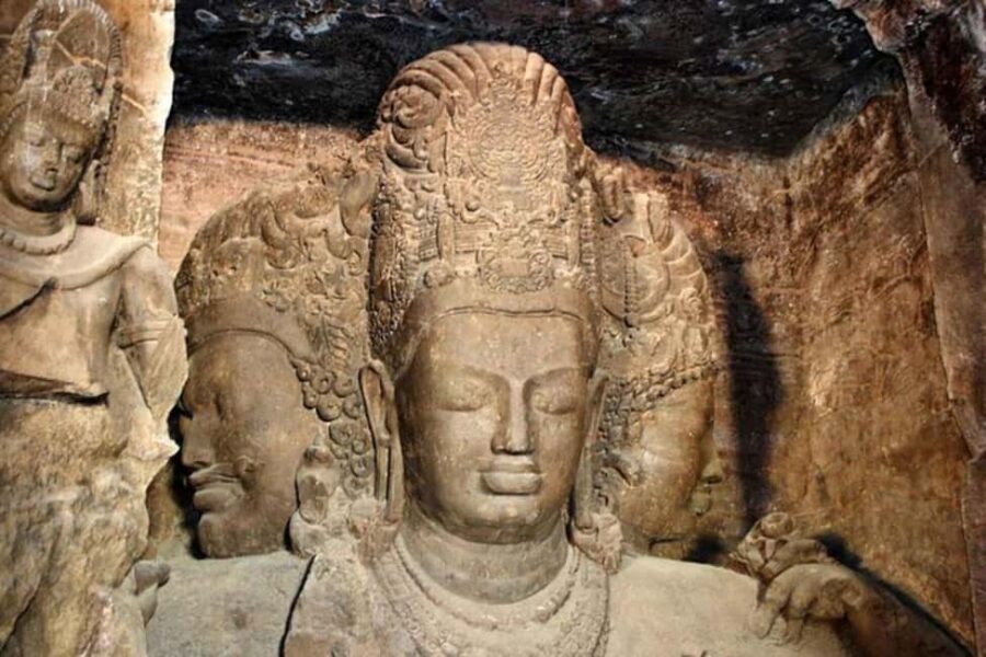 Mumbai: Exclusive Tour with Dharavi Slum & Elephanta Cave - Ferry to Elephanta Island: skyline views plus practical timing