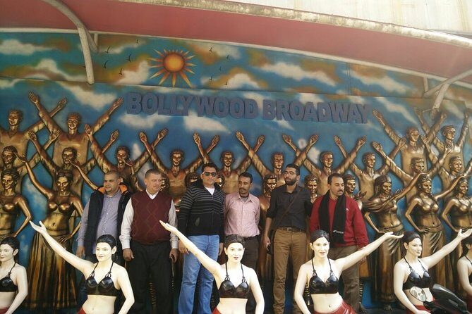 Mumbai Film City and Bollywood Tour with Meal - How the Mumbai Film City bus tour and private rides actually work