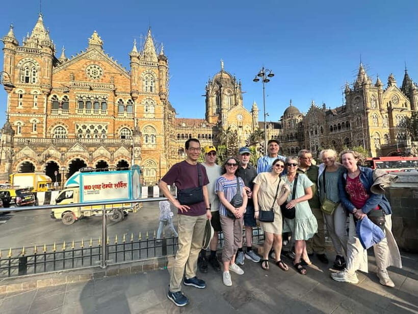 Mumbai: Half Day Elephanta Caves Guided Tour with Ferry Ride - The Shiva Cave and the 20-foot Trimurti: the moment you’ll remember