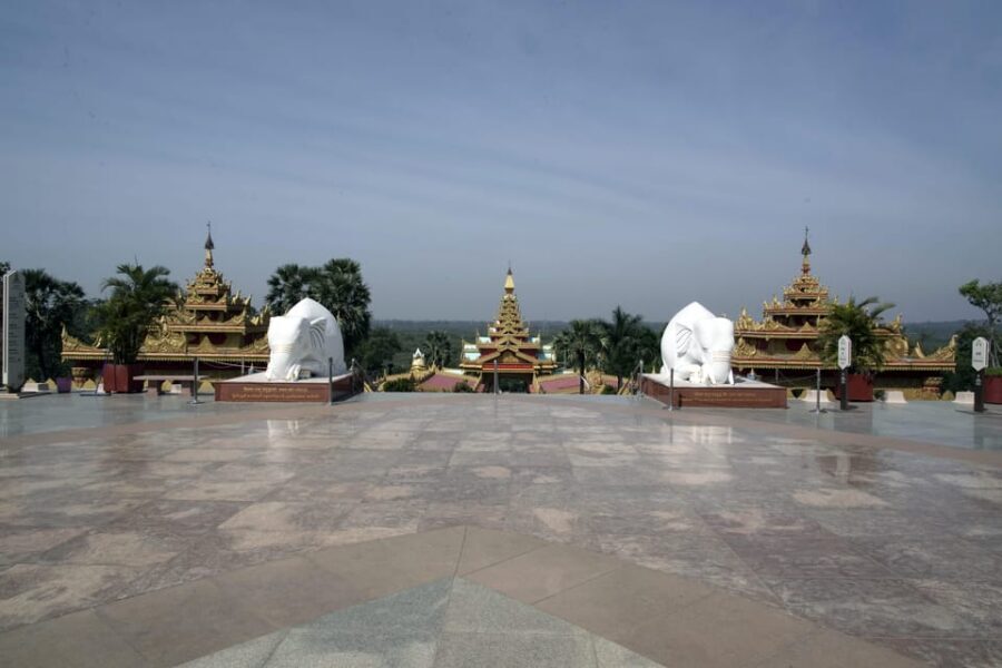 Mumbai Kanheri Caves & Vipassana Pagoda Tour - Guide and driver quality: what you’ll feel during the day