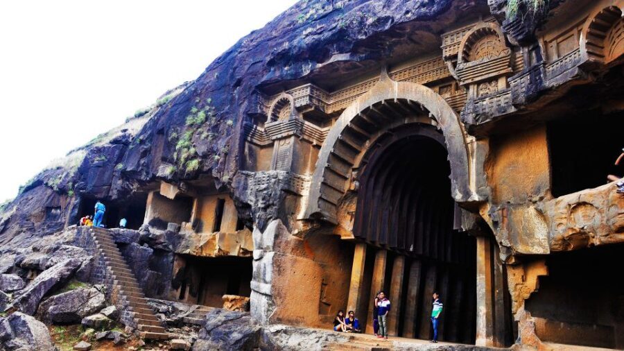 Mumbai: Karla and Bhaja Caves Full–Day Tour - Why Karla and Bhaja caves are worth the long Mumbai day