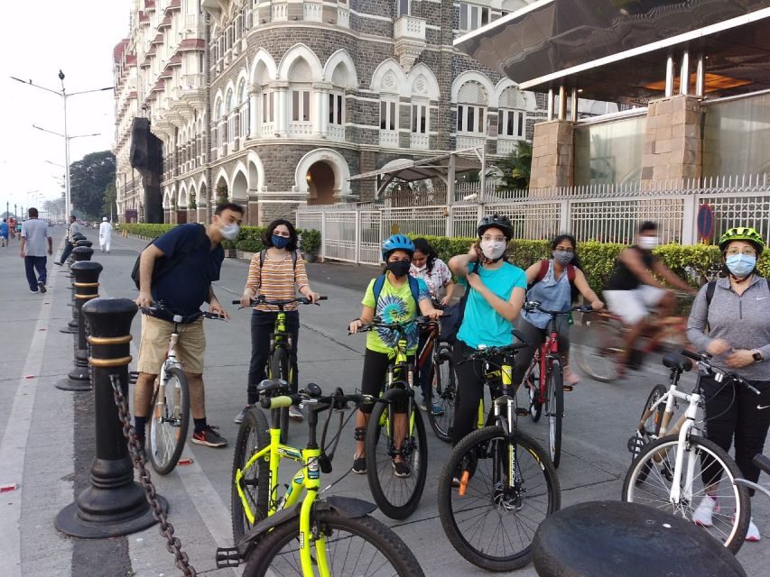 Mumbai: Morning Bicycle Tour - Marine Drive and the Arabian Sea Breeze (Plus Breakfast by the Water)