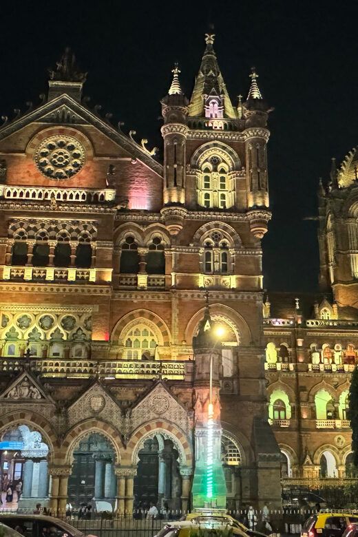 Mumbai Night Lights & Iconic Sights Tour - Key moments that make this tour worth it