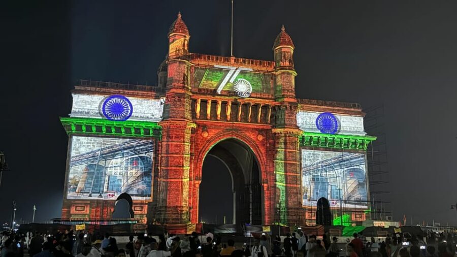 Mumbai Night Lights & Iconic Sights Tour - Pramod Navalkar Viewing Gallery: where the skyline looks worth the whole trip