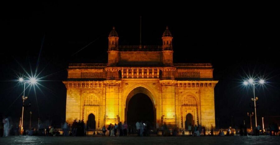 Mumbai Night Tour - Why Mumbai Looks Different After Dark