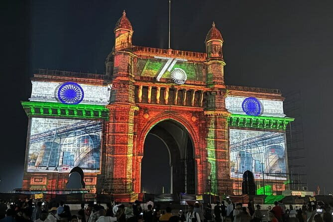 Mumbai Night Tour: Queen’s Necklace, Skyline & Heritage Lights - Malabar Hill Lookouts: Gardens and a Panoramic Gallery