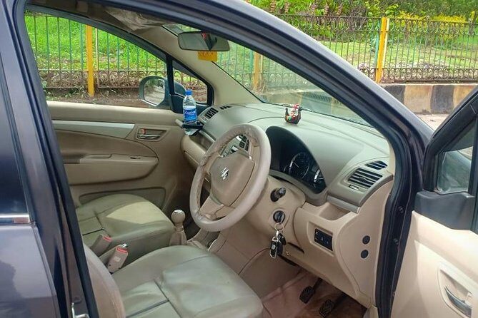 Mumbai Private Car Rental with Professional Driver - Price and logistics: the 8-hour, 80 km reality check