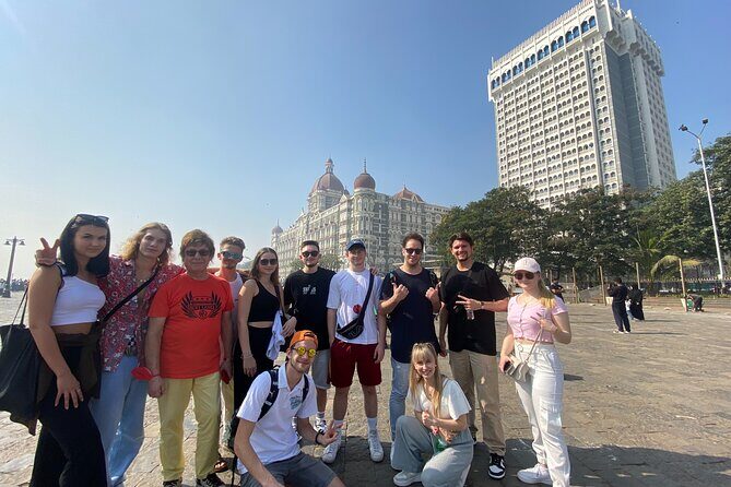 Mumbai Private City Tour - Essentials of Mumbai - Jain Temple and the Haji Ali area: faith, architecture, and shoreline atmosphere