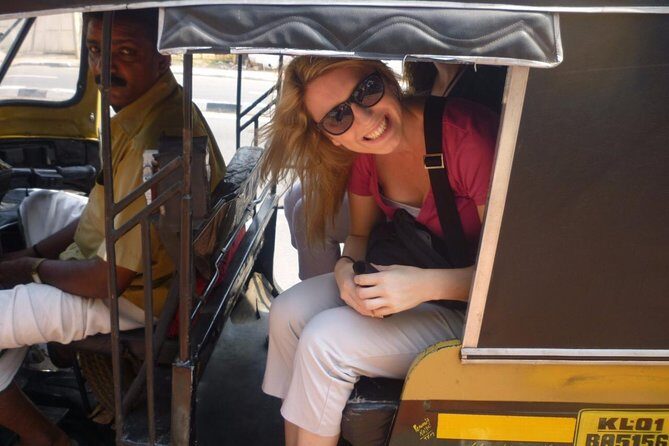 Mumbai Private Cultural Tour with Lunch and Transport - Price and Logistics: What You’re Really Paying For