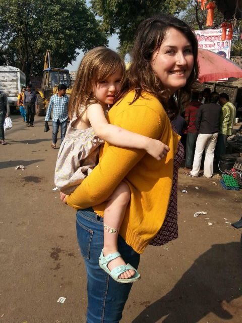 Mumbai: Private Dharavi Slum Tour by a Local with Pickup - Safety and Etiquette: What to Keep in Mind