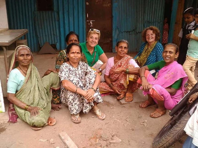 Mumbai: Private Dhobi Ghat Laundry & Slum Tour with Pickup - Who should book this Mumbai Dhobi Ghat and Dharavi tour?