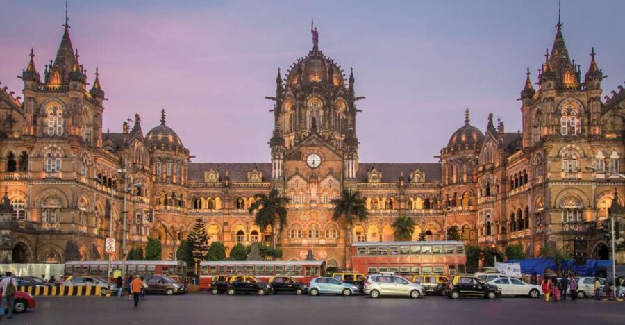 Mumbai: Private Guided Full-Day City Sightseeing Tour - Gateway of India, Rajabai Clock Tower, and the Built World Around Them