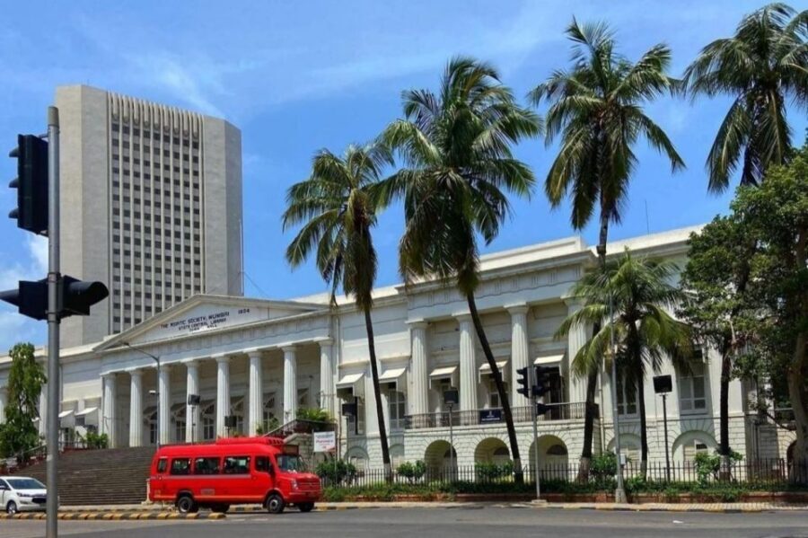 Mumbai Private Half Day City Tour - CSMT and Victoria Terminus: UNESCO architecture you can feel