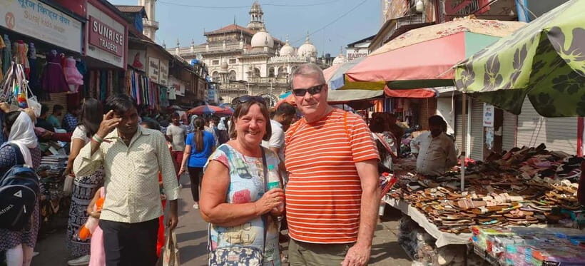Mumbai: Private Sightseeing Tour and Slum Tour with Pickup - Riding in Style: Hotel Pickup to a Tight, Comfortable Route