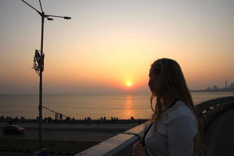 Mumbai: Private Sightseeing Tour with Top Highlights - Gateway of India to the Taj Mahal Palace: Starting With Sea Views and Colaba-Era Energy