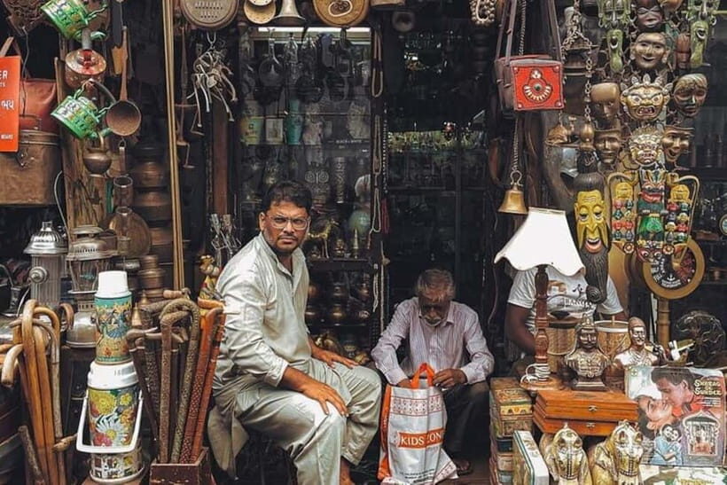 Mumbai: Private Slum and Sightseeing Full-day tour - A smart 8-hour plan for seeing Mumbai without running yourself ragged