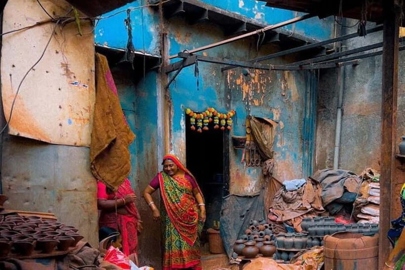 Mumbai: Private Slum and Sightseeing Full-day tour - Dharavi rules that matter: shoes, modest dress, and a calm attitude