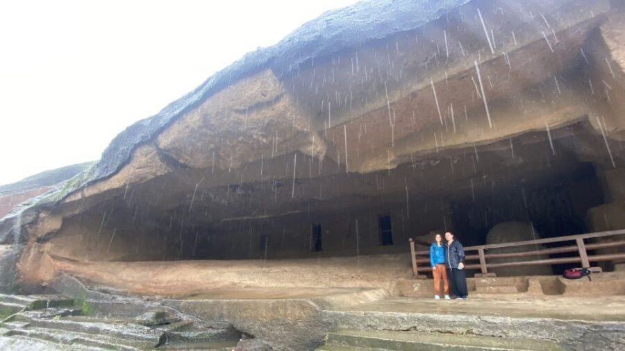 Mumbai: Private tour for Kanheri Caves and Golden Pagoda - Ferry Crossing and Local Transfer: How to Keep the Day Smooth