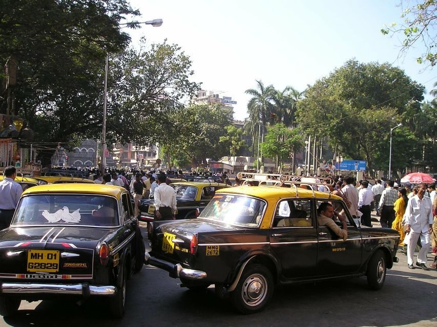 Mumbai: Private Walking Tour with a Local - Key things that make this tour worth your time