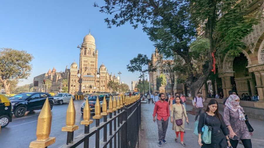 Mumbai Shore Excursions: Small Group Mumbai Sightseeing tour - Jain Temple and Hanging Gardens: Short Stops With Solid Payoff