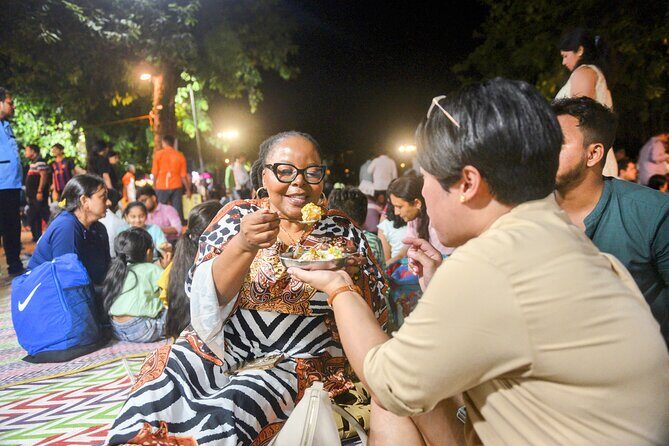 Mumbai Street Food & Bazaar Tour with Local Transport - Key things to know before you go