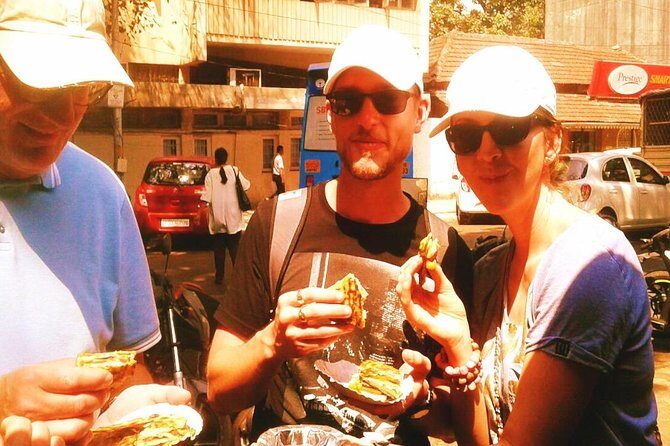 Mumbai Street Food Crawl (2 Hours Guided Food Tasting Tour) - The chai stop: clay-pot masala tea and those “you’ll remember it” views