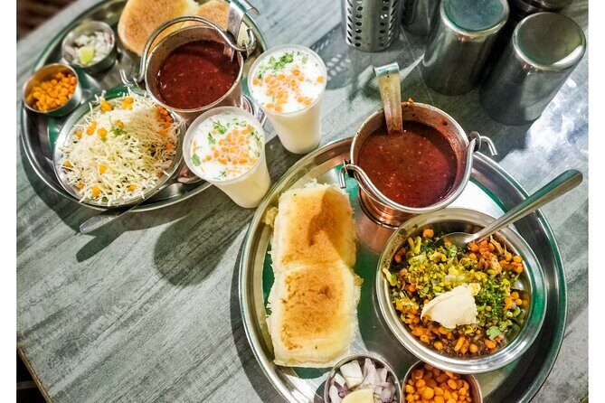 Mumbai Street Food Crawl (2 Hours Guided Food Tasting Tour) - The food lineup: what you’ll actually taste (and why it’s a smart mix)