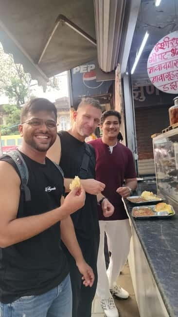 Mumbai: Street Food Crawl - What you’ll eat: the core lineup of Mumbai street favorites