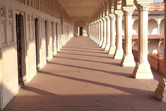 Mumbai to Agra Taj Mahal Day Trip with Return Flights and Lunch - What the Tour Includes (and Why It’s Good Value)
