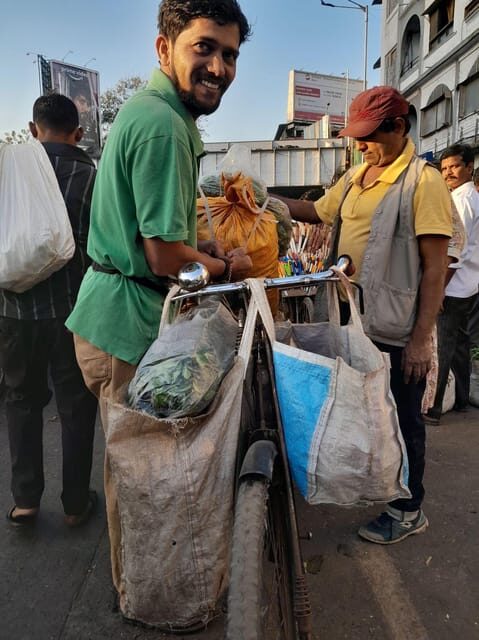 Mumbai:Dhobi Ghat Laundry,Dharavi Slum & Flower market Tour - Who this tour is best for (and who should think twice)