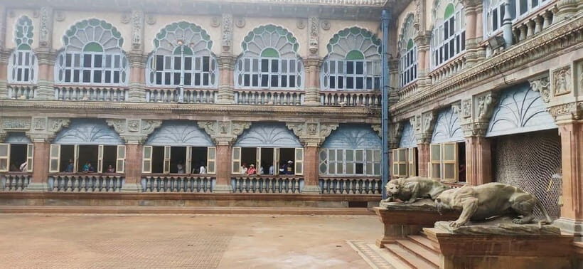 Mysore: Palace, Art Gallery & Devaraja Market Walking Tour - Price and value: what $49 buys you in real terms