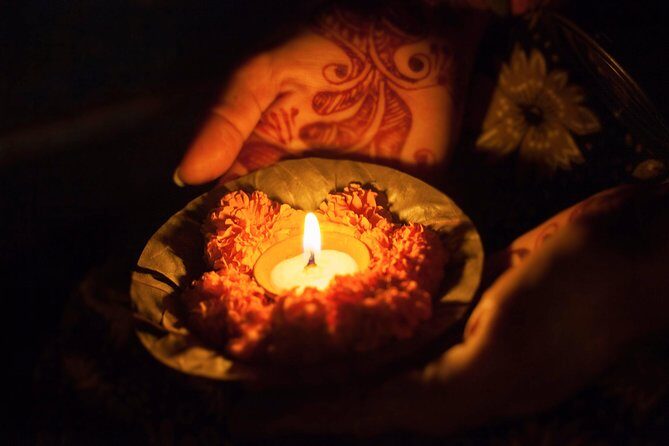 Mysticism of Varanasi with Ganga Aarti (2 Hours Walking Tour) - Where you start (and why St. Thomas Church helps)