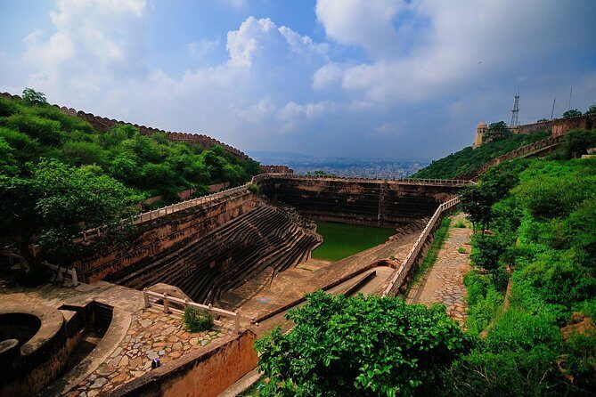 Nahargarh Water Walk - Guided 2-Hour Heritage Tour in Jaipur - Price and time: what $39.14 buys you (and what it doesn’t)