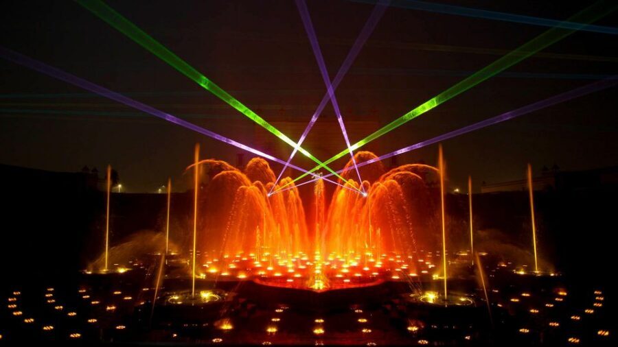 New Delhi: Akshardham Temple Light Show with Custom Add-Ons - Entering Akshardham: Gardens and Exhibitions With a Route