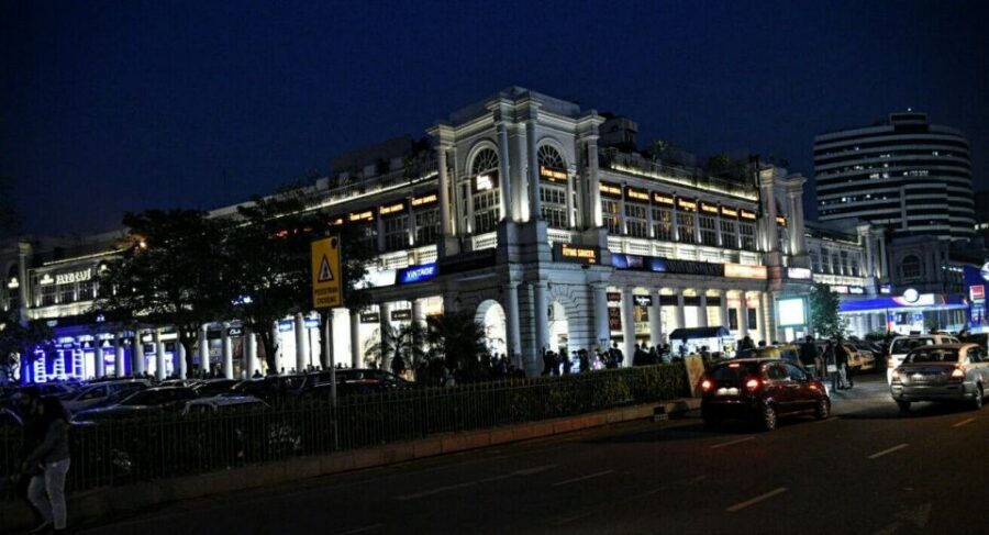 New Delhi: Delhi Night/ Evening Tour by Car - 4hr - Connaught Place After Dark: Photos Plus a Real Shopping Stretch